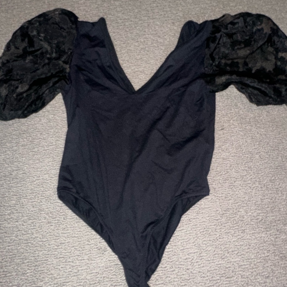 Zara black Bodysuit puff sleeve